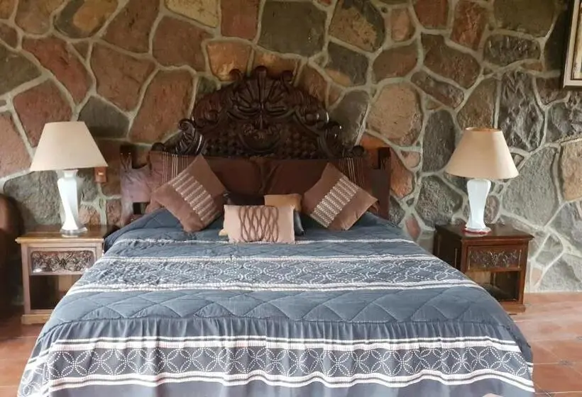 マウンテンビュースイート, Rio Estigia Inn