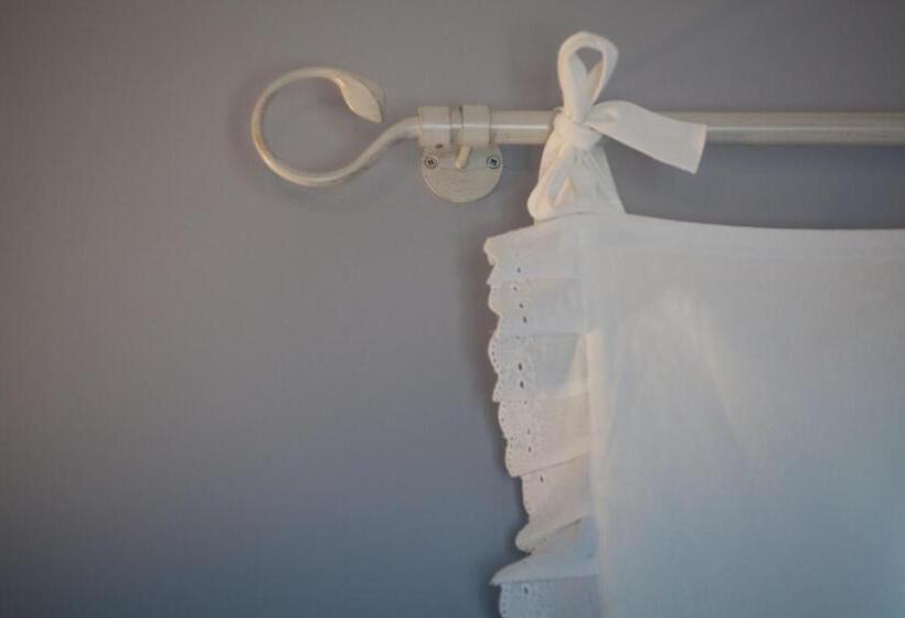 バルコニー付きデラックスルーム, Al Borgo Rooms