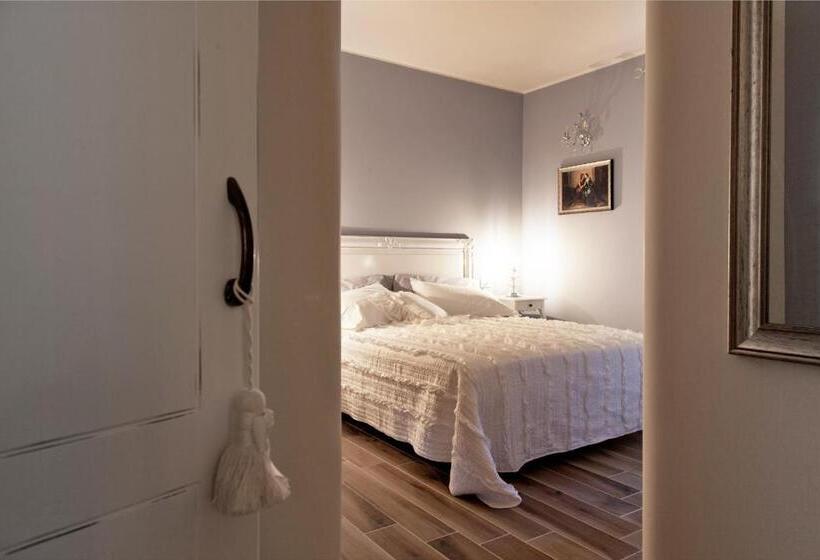 Номер Deluxe с Балконом, Al Borgo Rooms