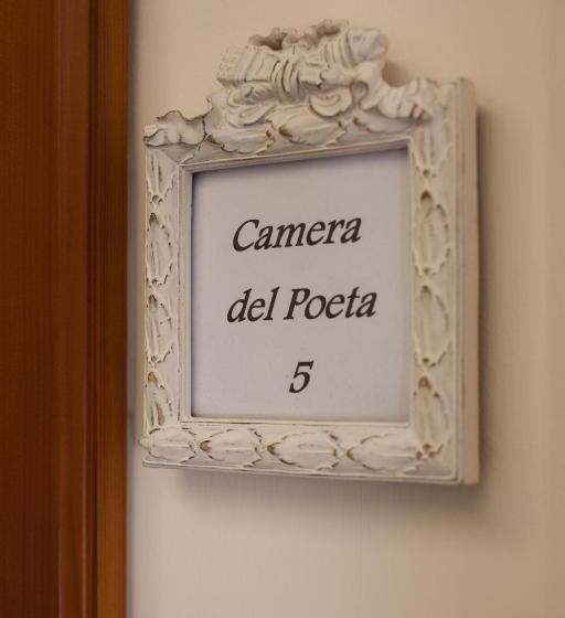 バルコニー付きスタンダードルーム, Al Borgo Rooms