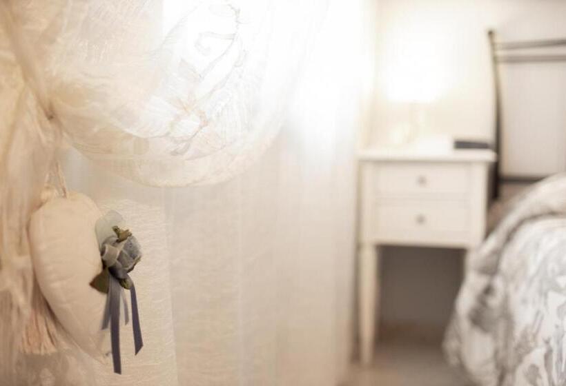 Номер Стандарт Трехместный, Al Borgo Rooms
