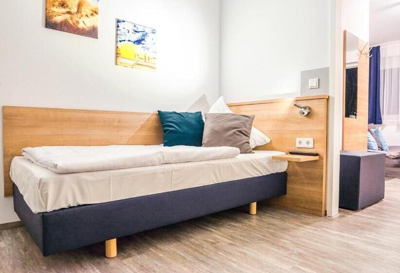 Апартаменты 1 Спальня, Sunny Hotel Straubing