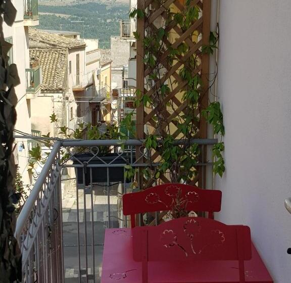 스탠다드 트리플 룸, B&b Carrubbelle