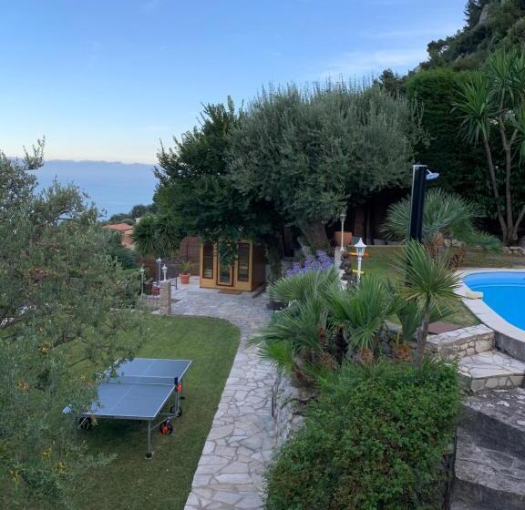 اتاق استاندارد با چشمانداز استخر, Monte Carlo View And Spa