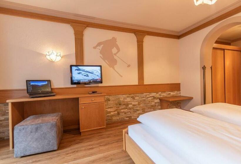 Номер Стандарт с Балконом, Garni Apart Tina