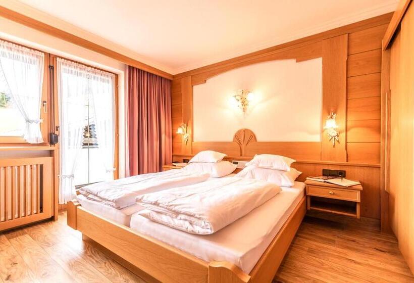 Апартаменты 3 Спальни, Garni Apart Tina