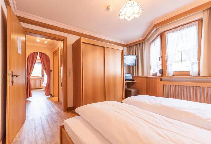 Апартаменты 3 Спальни, Garni Apart Tina