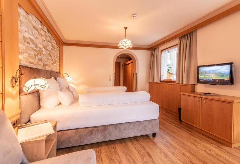 Номер Стандарт с Балконом, Garni Apart Tina