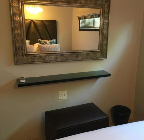 غرفة كومفورت ثلاثية, Modern Goldfields Apartments