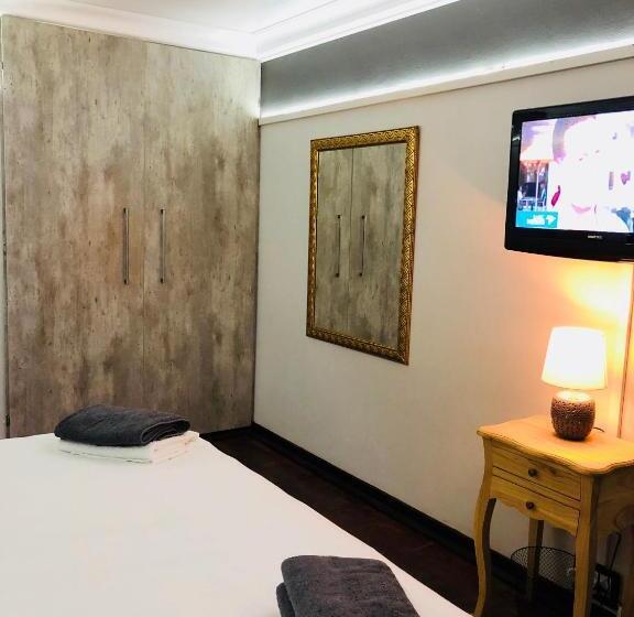 غرفة قياسية حمام مشترك, Modern Goldfields Apartments