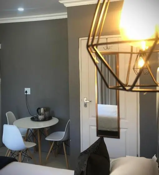 スタンダードルーム, Modern Goldfields Apartments