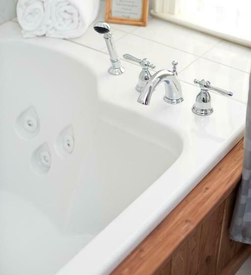 اتاق استاندارد با وان آب گرم, Historic Sion Bass Guest House