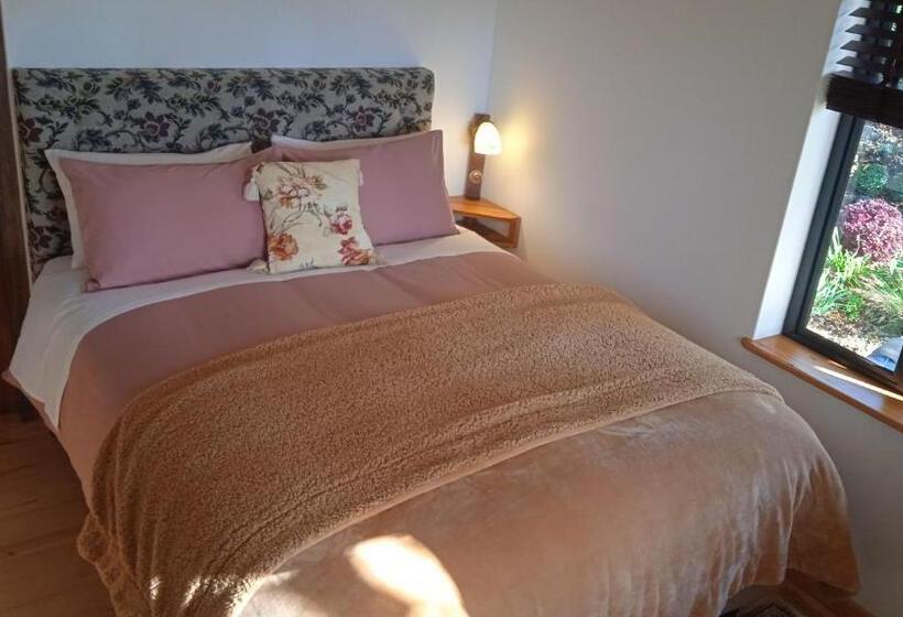 בית, 2 חדרי שינה, Fleur Bleue & The Timber Frame