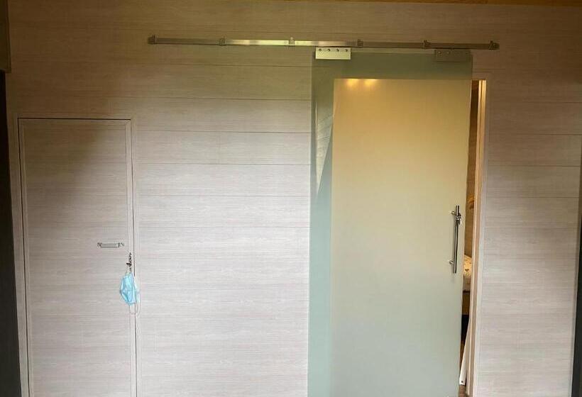 غرفة قياسية, Le Jardin Des Biches