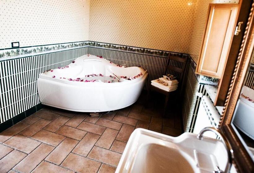 バスタブ付きスタンダードルーム, Poggio Dei Cavalieri