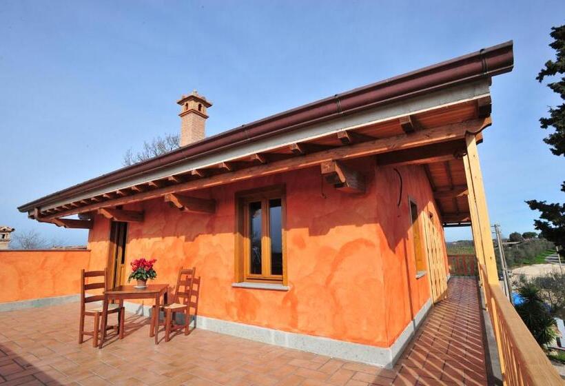 带花园景观的标准三人间, Poggio Dei Cavalieri