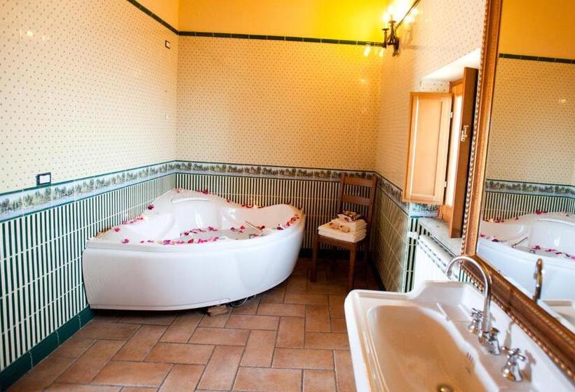 バスタブ付きスタンダードルーム, Poggio Dei Cavalieri