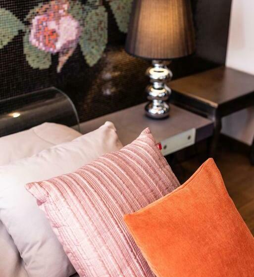 اتاق سوپریور با تخت بزرگ, Boutique Hotel Bersas