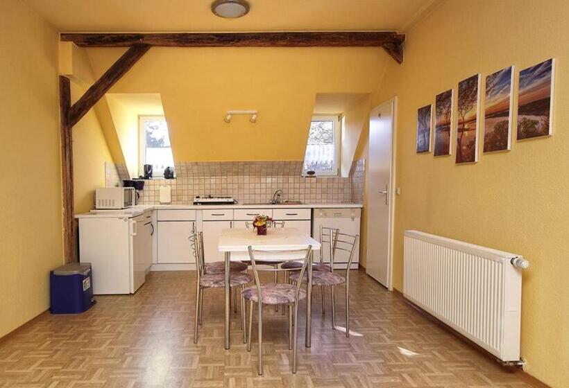 Семейный Номер, Gaststätte Und Pension Felsenthal