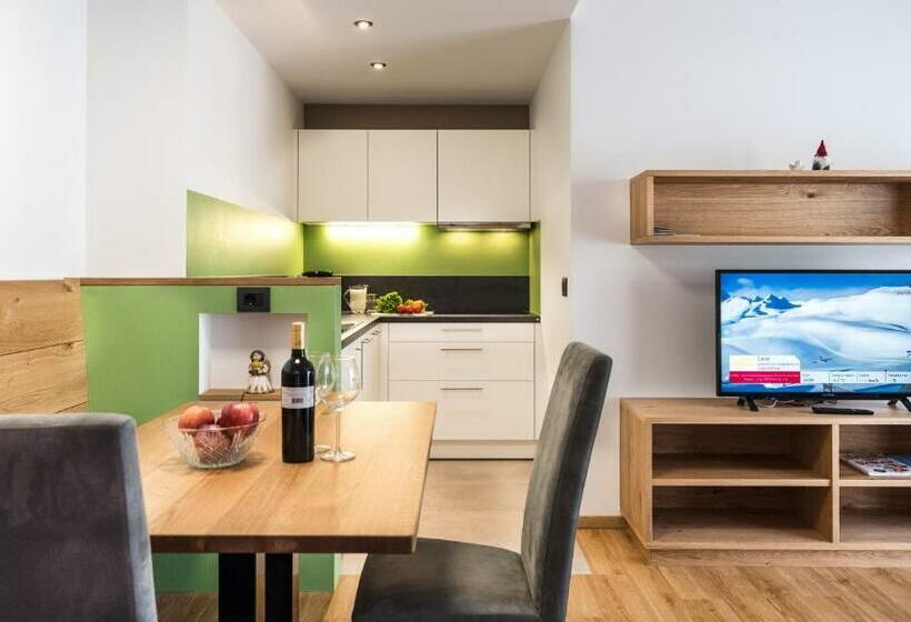 침실 1개 테라스 아파트, Putzerhof