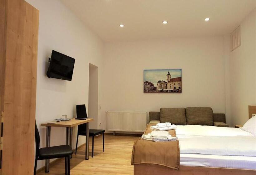 اتاق استاندارد با تخت بزرگ, 4rooms Central Sibiu