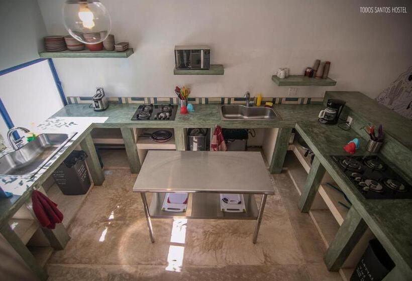 חדר סטנדרט נוף לגינה, Todos Santos Hostel Super Fast And Stable Satellite Wifi