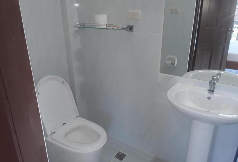 اتاق لوکس چهار تخته, Adayo Cove Resort