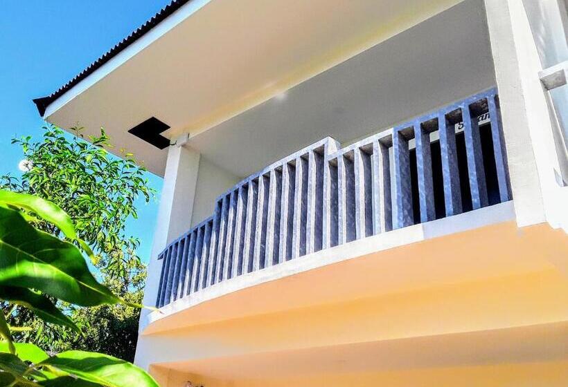 اتاق سه نفره سوپریور با چشم‌انداز دریا, Adayo Cove Resort