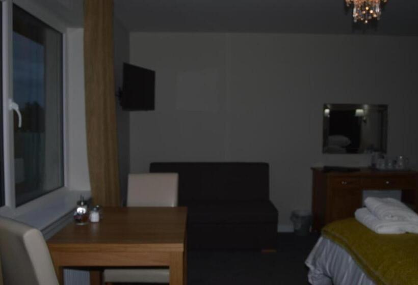 Standard Room Adapted for people with reduced mobility, Air Leth Bed & Breakfast