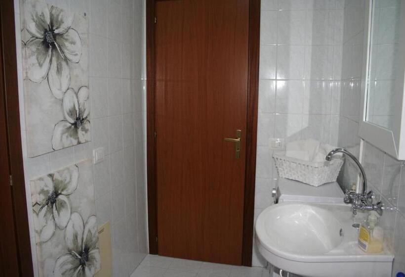 スタンダードルーム, Costa D Amalfi E Cilento