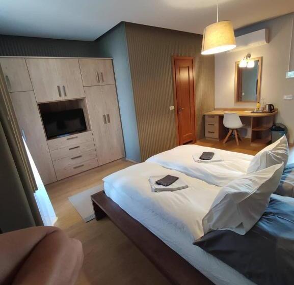 חדר דלוקס, Deák Panzió