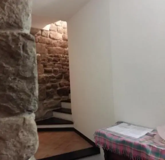 اتاق استاندارد یک نفره, La Ginestra