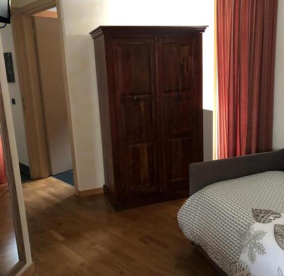 غرفة قياسية ثلاثية, B&b Ca  Erminia