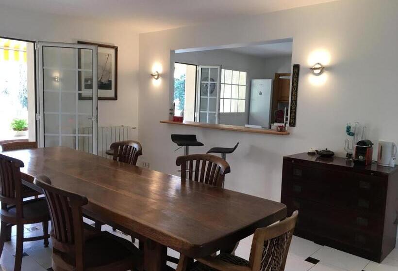 חדר סטנדרט, Le Chêne Et L Eau