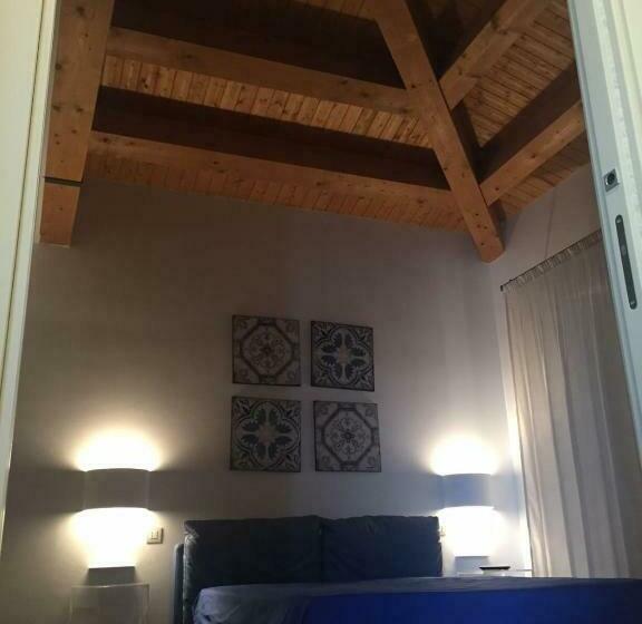 חדר משפחתי, Borgo Ginuga