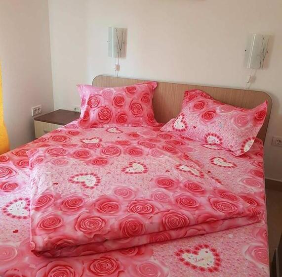 חדר בסיסי, Onalisa