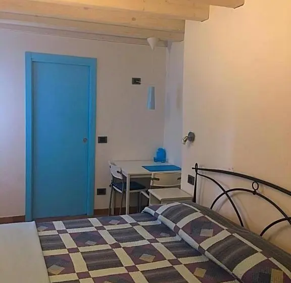 デラックスルーム, B&b El Piastrol