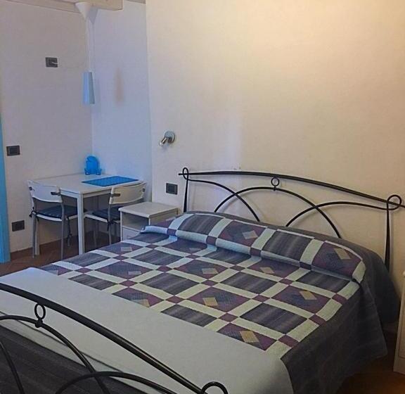 חדר דלוקס, B&b El Piastrol