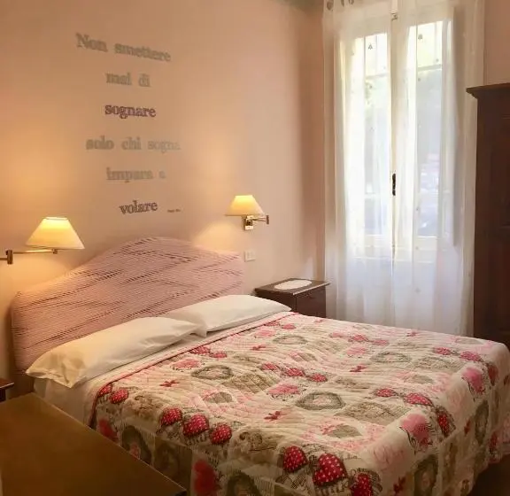 スタンダードルーム, Casa Per Ferie Metamorphosi