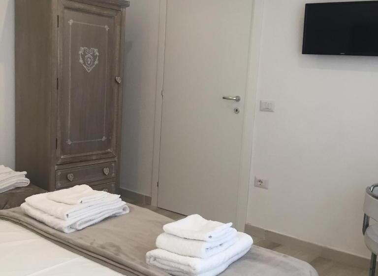 חדר סטנדרט, Graffiti In Barbagia