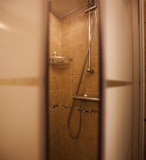 غرفة قياسية ثلاثية, I Trulli Del Tupparello