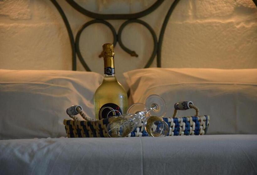 جناح مزود بجاكوزى, I Trulli Del Tupparello