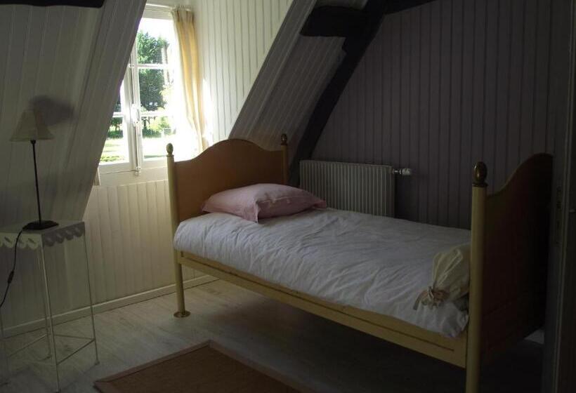 חדר משפחתי נוף לגינה, Les Portes Des Froises