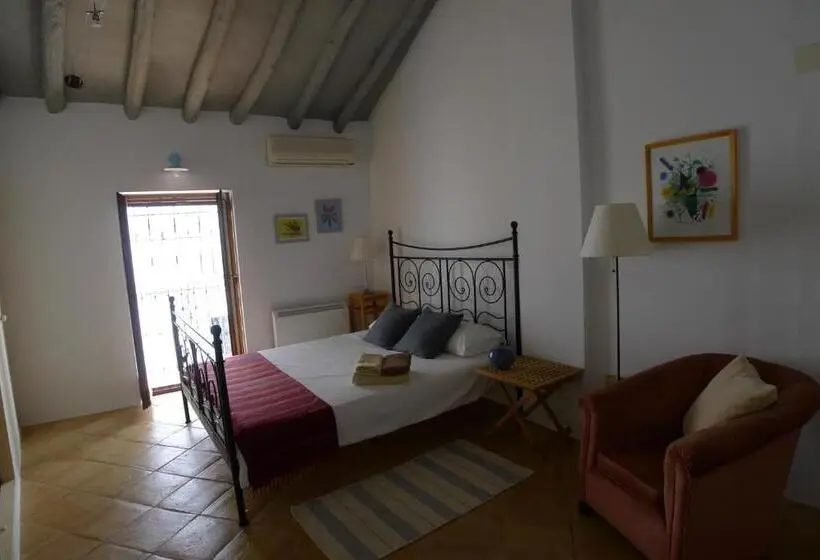 バルコニー付きデラックスルーム, Salvatierra Guest House