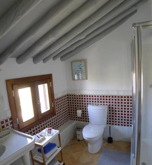 バルコニー付きデラックスルーム, Salvatierra Guest House