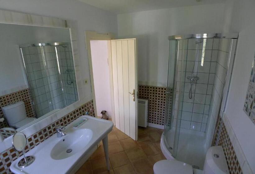 マウンテンビューデラックスルーム, Salvatierra Guest House