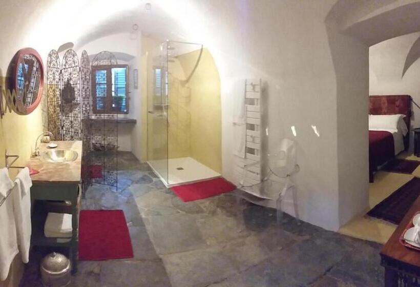 スーペリアールーム, A Casa Di Pia