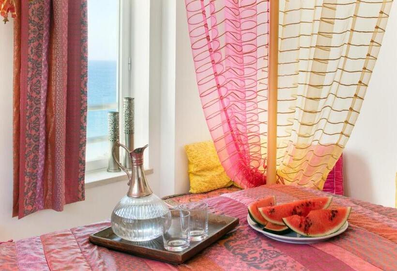Номер Deluxe, Cali Deluxe Holidays, Sesimbra
