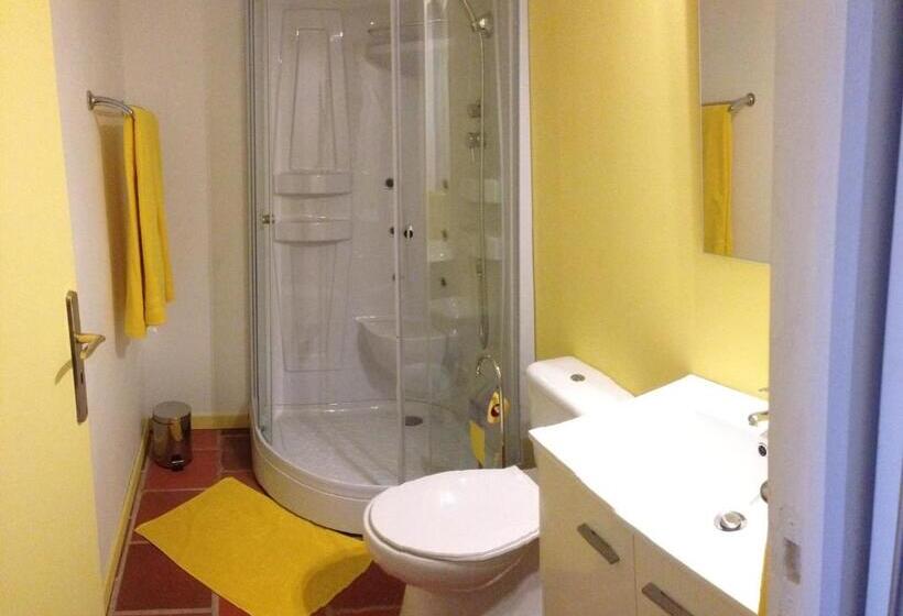 Семейный Номер Вид на Сад, Domestival