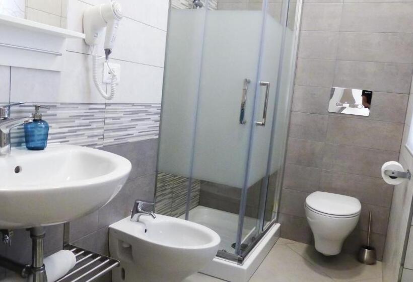 סוויטה משפחתית, Le Due Palme